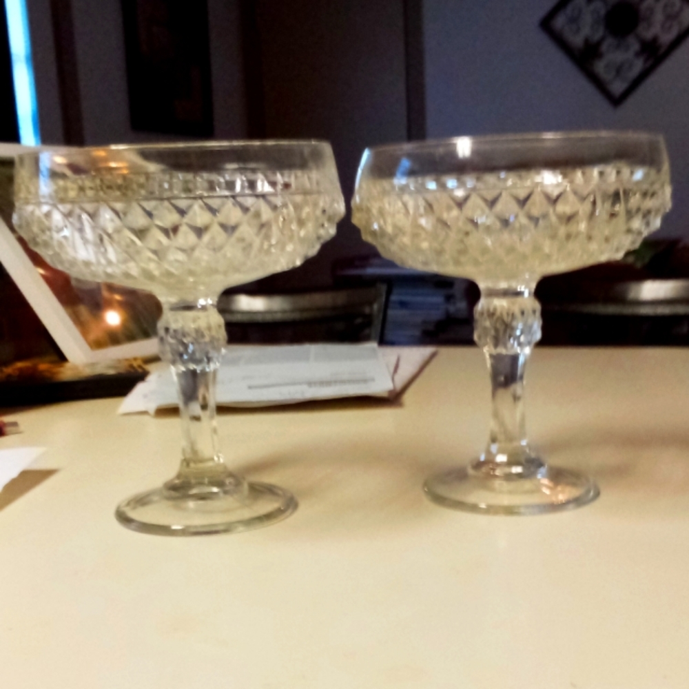 Indiana Glass Dining bowls
